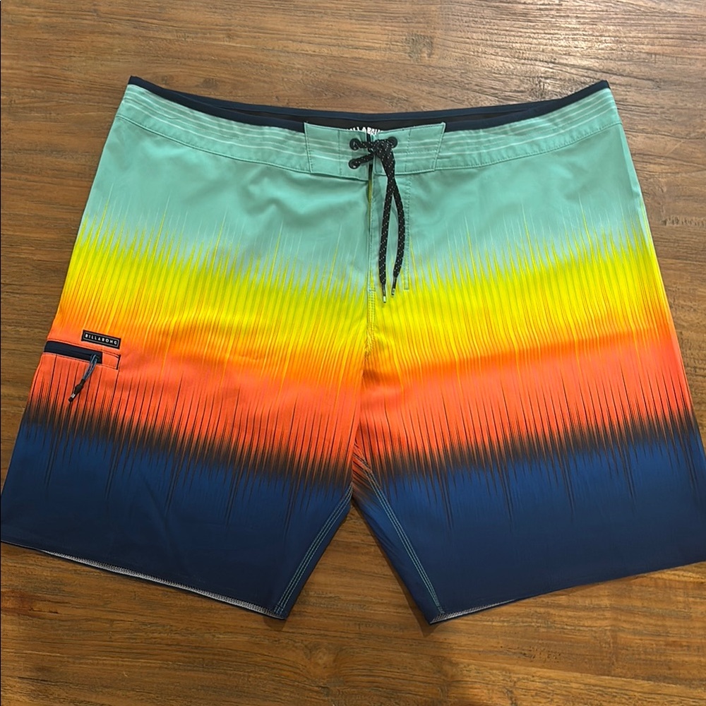 Men’s Billabong Fluid Airlite Hybrid Swim Trunks